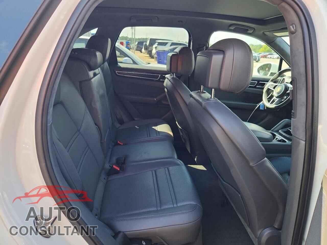 PORSCHE CAYENNE 2022 - WP1AG2AY5NDA38659