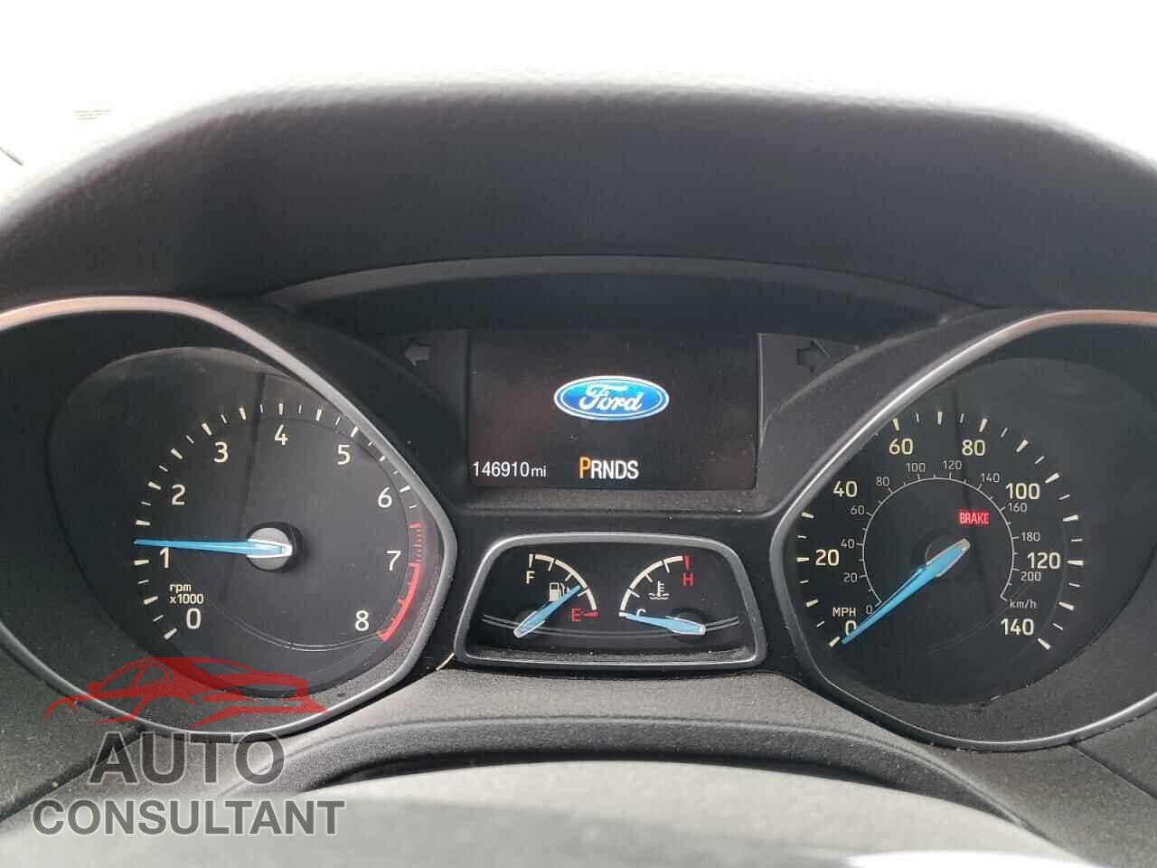FORD FOCUS 2015 - 1FADP3F2XFL360249