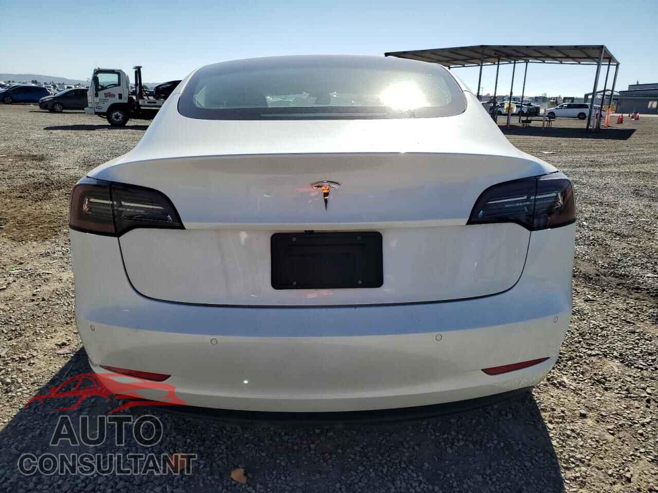 TESLA MODEL 3 2022 - 5YJ3E1EA6NF128189