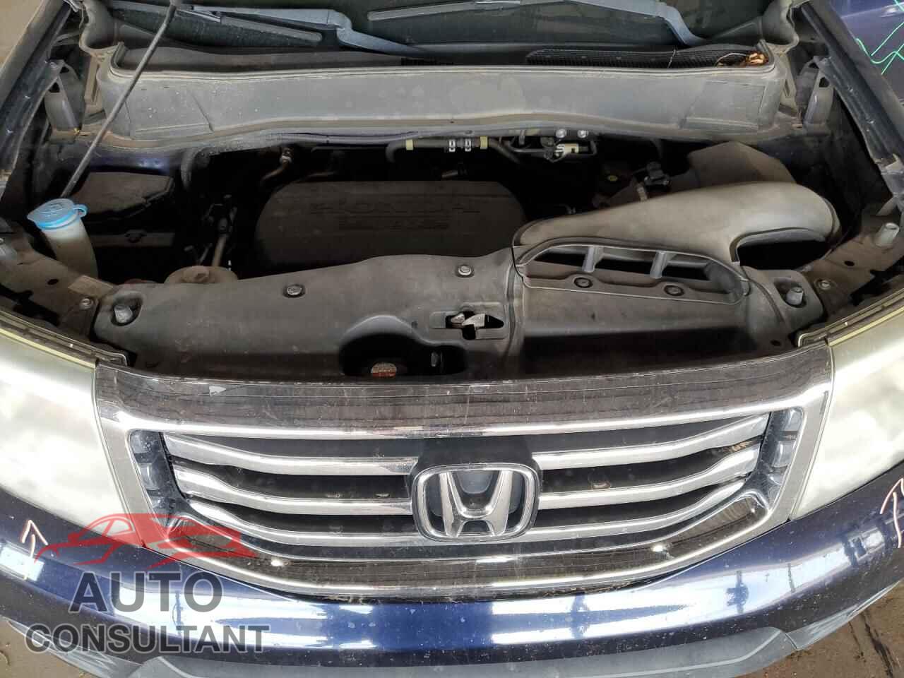HONDA PILOT 2013 - 5FNYF3H58DB005246