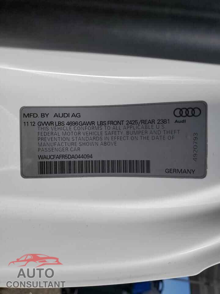 AUDI A5 2013 - WAUCFAFR5DA044094