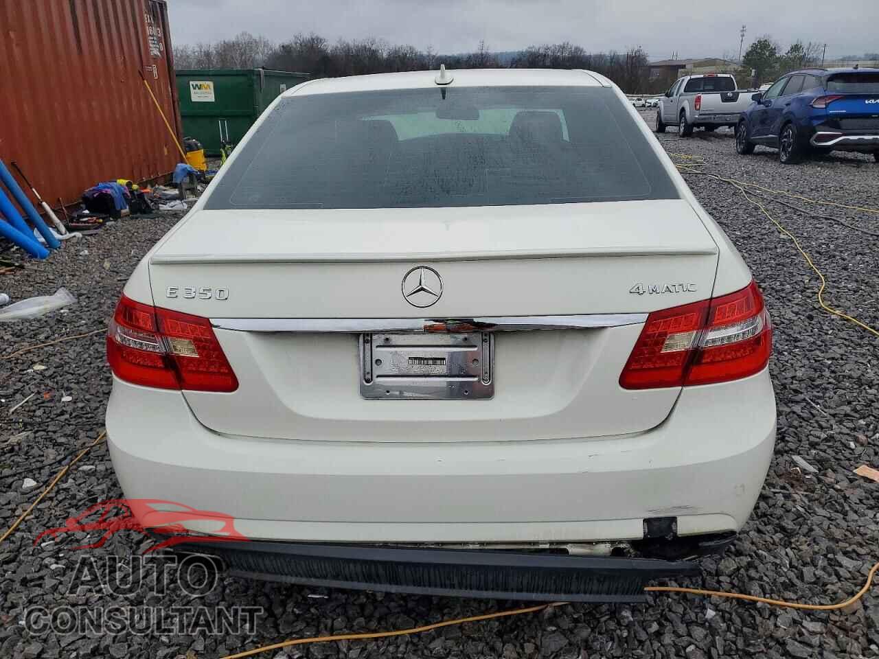 MERCEDES-BENZ E-CLASS 2010 - WDDHF8HB3AA225598