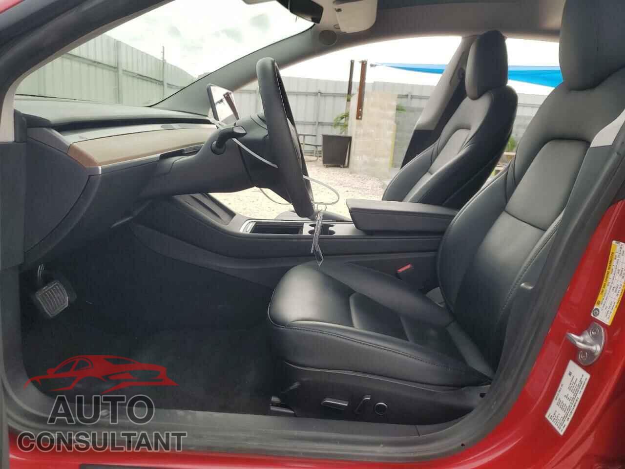 TESLA MODEL 3 2021 - 5YJ3E1EA1MF919812