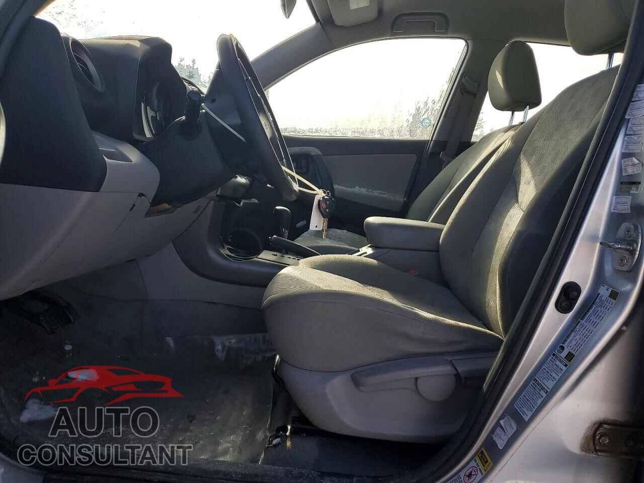 TOYOTA RAV4 2009 - 2T3BF33V79W018245