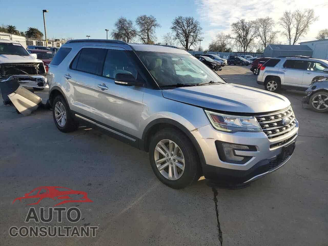 FORD EXPLORER 2017 - 1FM5K7D82HGC85548