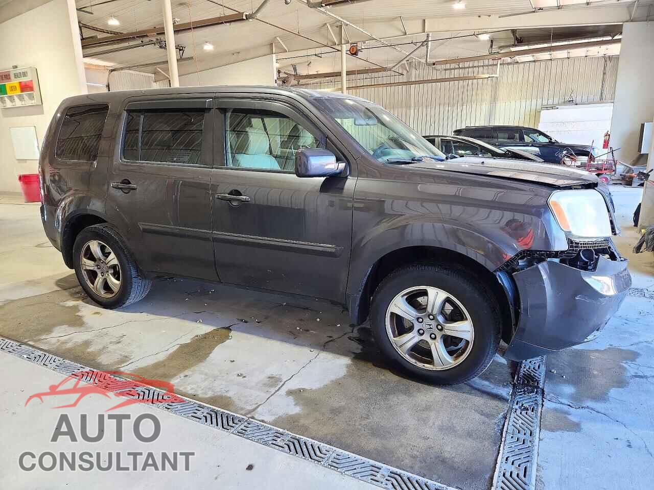 HONDA PILOT 2013 - 5FNYF4H48DB071566