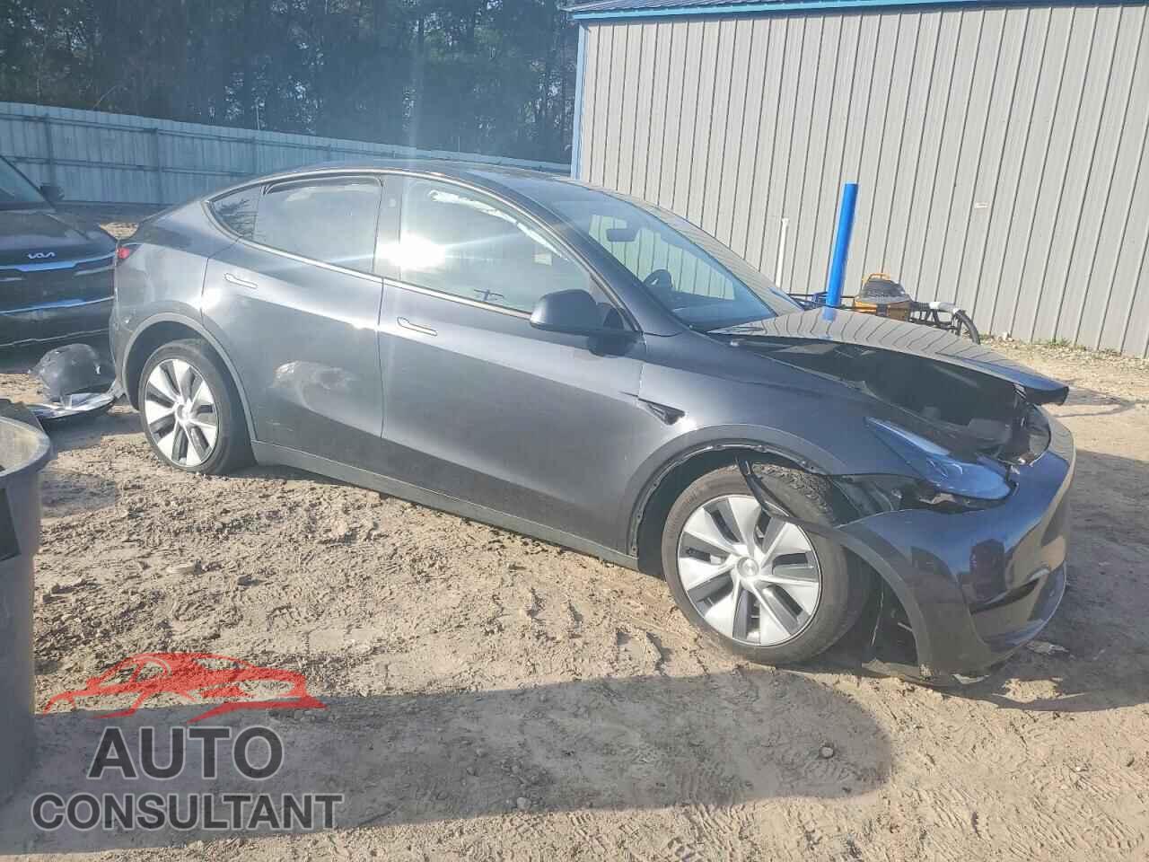 TESLA MODEL Y 2024 - 7SAYGDED3RF035232
