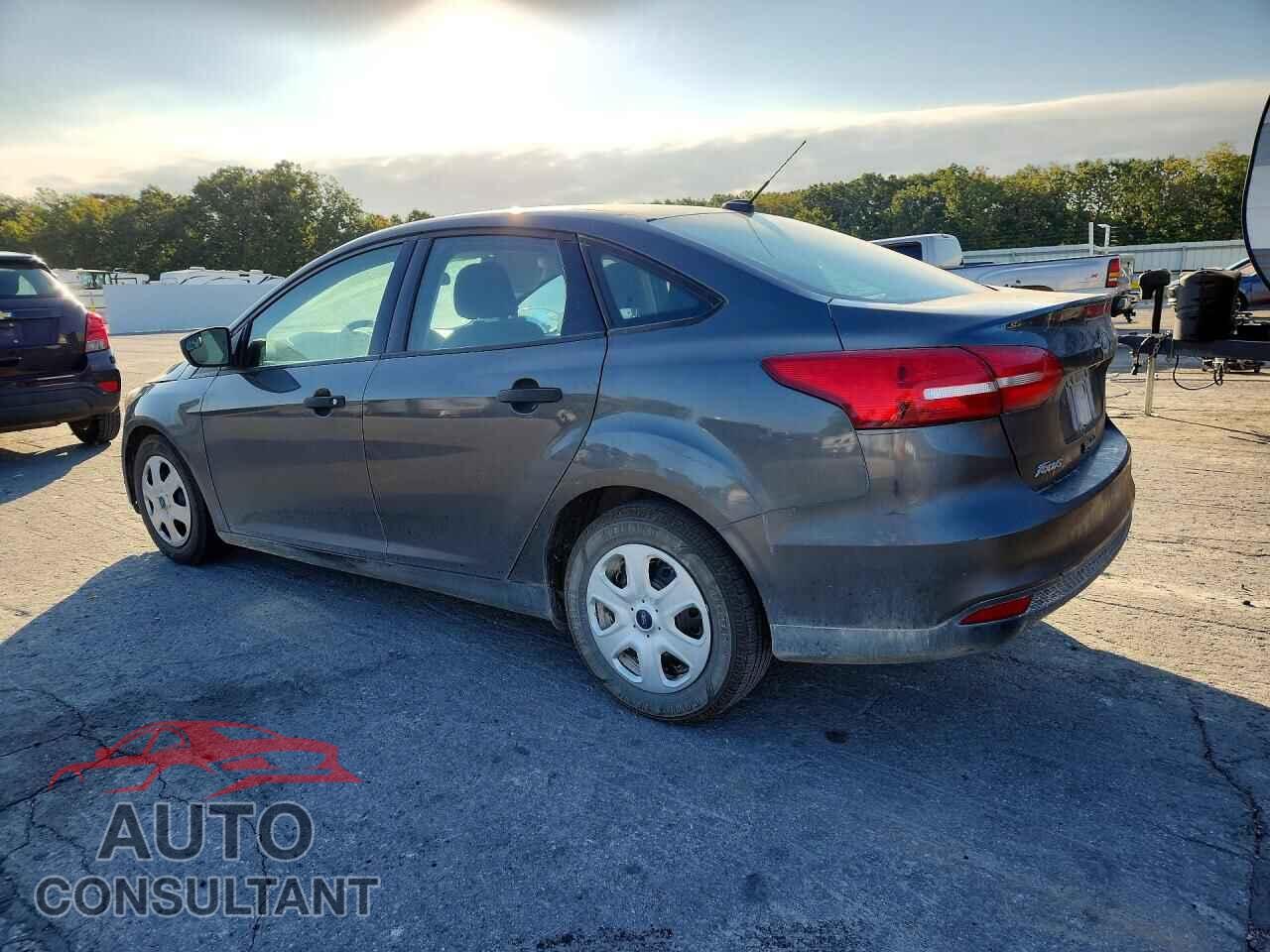 FORD FOCUS 2017 - 1FADP3E28HL244827