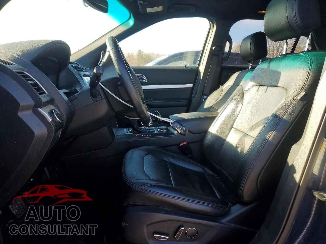 FORD EXPLORER 2017 - 1FM5K8DHXHGA14016
