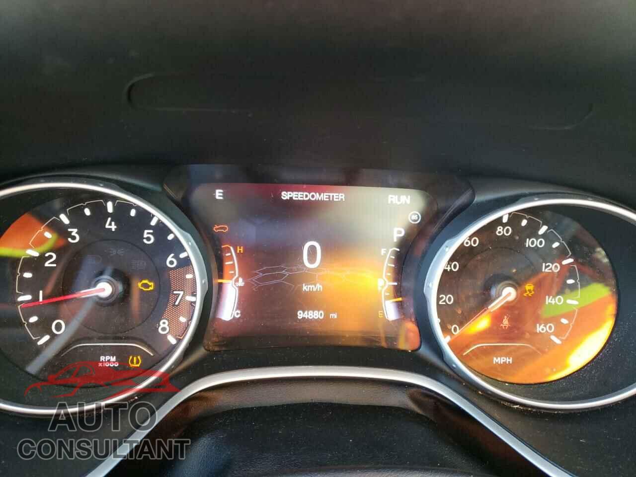 JEEP COMPASS 2019 - 3C4NJDCBXKT791019