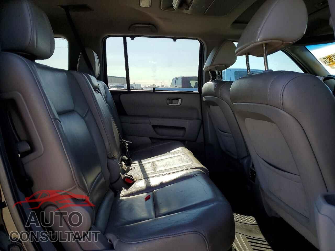 HONDA PILOT 2012 - 5FNYF3H95CB020692