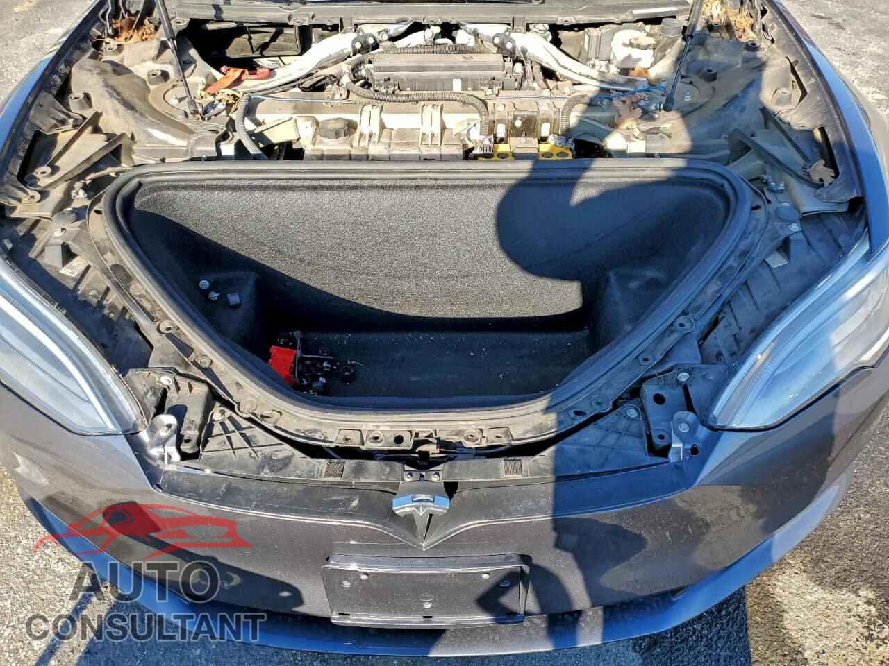 TESLA MODEL S 2020 - 5YJSA1E28LF363965