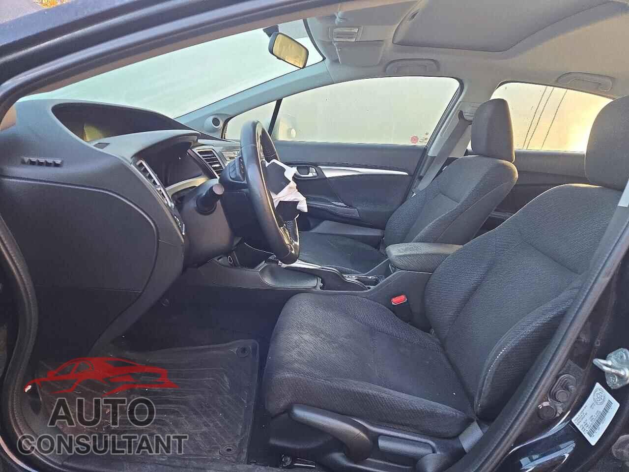 HONDA CIVIC 2013 - 2HGFB2F55DH043268