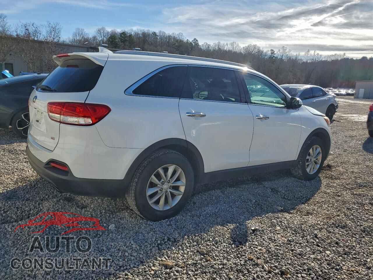 KIA SORENTO 2018 - 5XYPG4A34JG341116