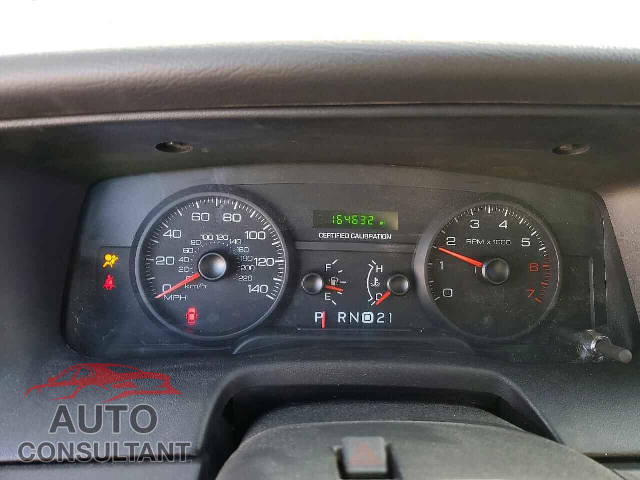 FORD CROWN VIC 2010 - 2FABP7BV9AX105702