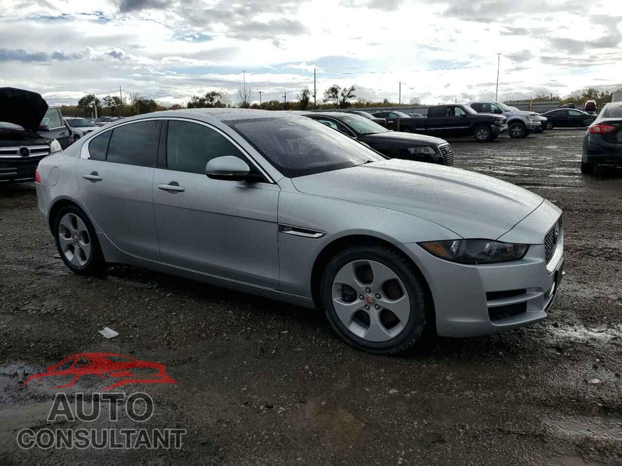 JAGUAR XE 2017 - SAJAR4BG0HA965394