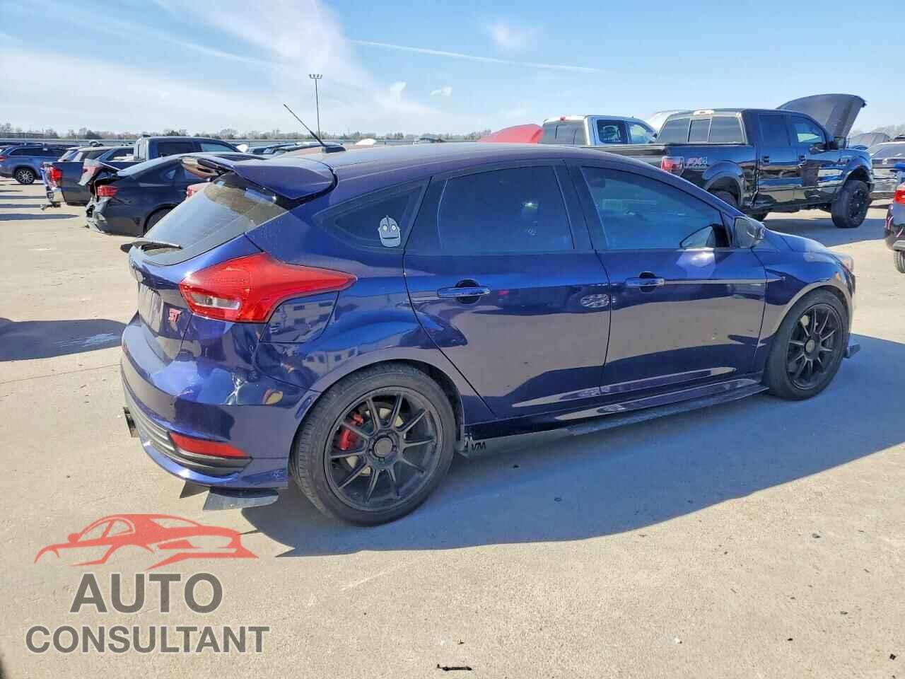 FORD FOCUS 2016 - 1FADP3L93GL293982