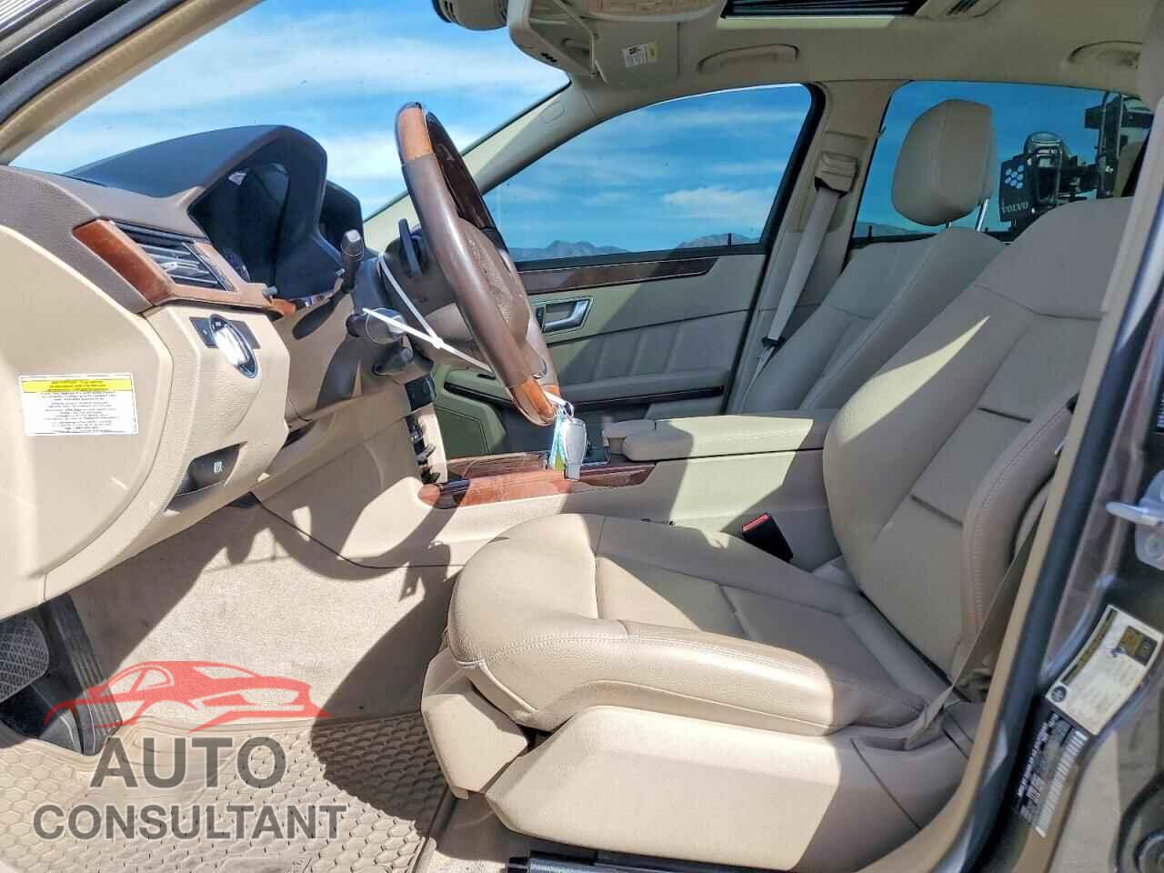MERCEDES-BENZ E-CLASS 2013 - WDDHF5KBXDA746328