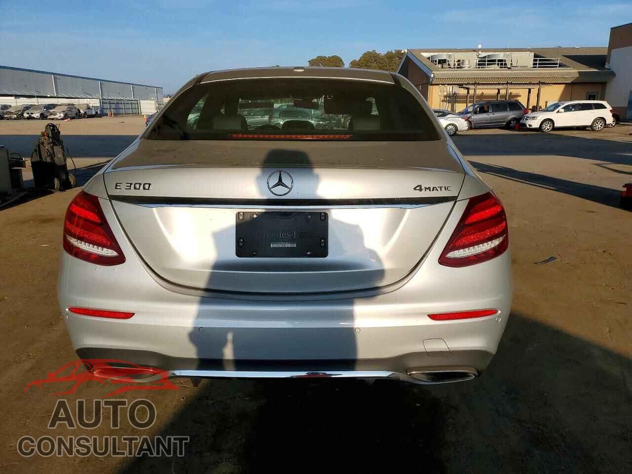 MERCEDES-BENZ E-CLASS 2017 - WDDZF4KB2HA084748