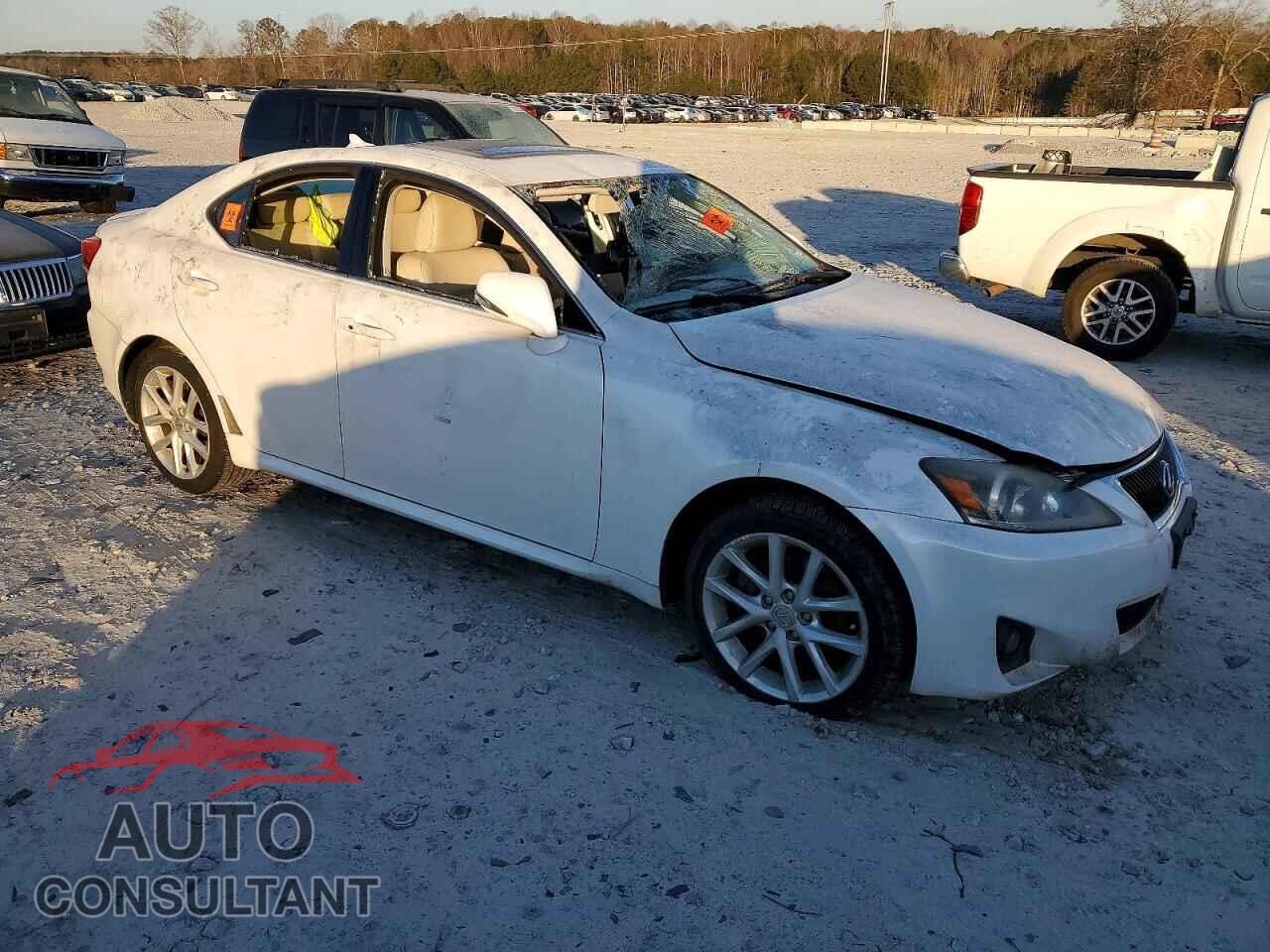 LEXUS IS 2011 - JTHCF5C26B5051836