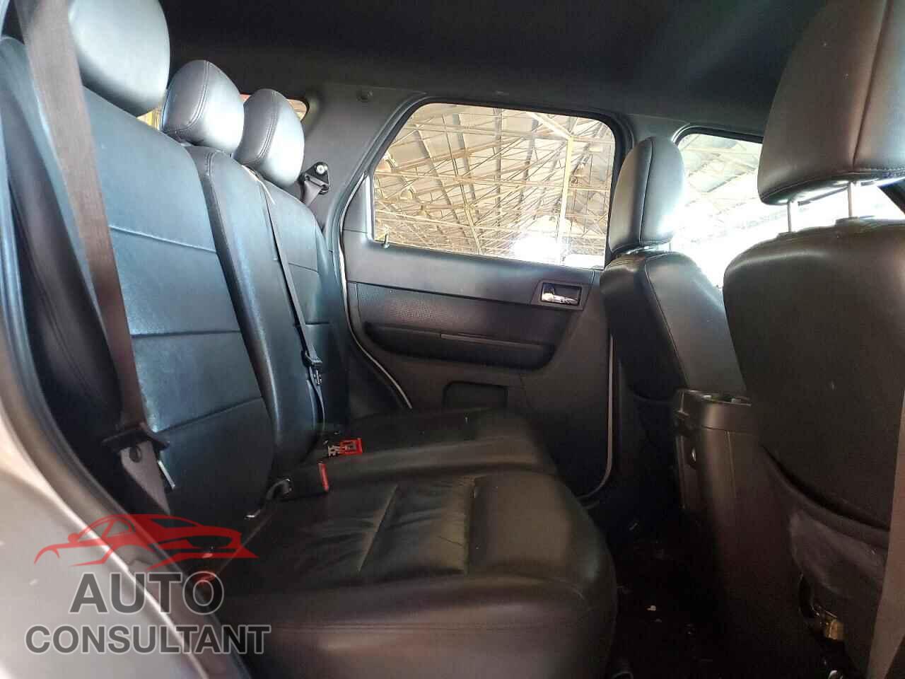 FORD ESCAPE 2010 - 1FMCU9EG6AKD02146