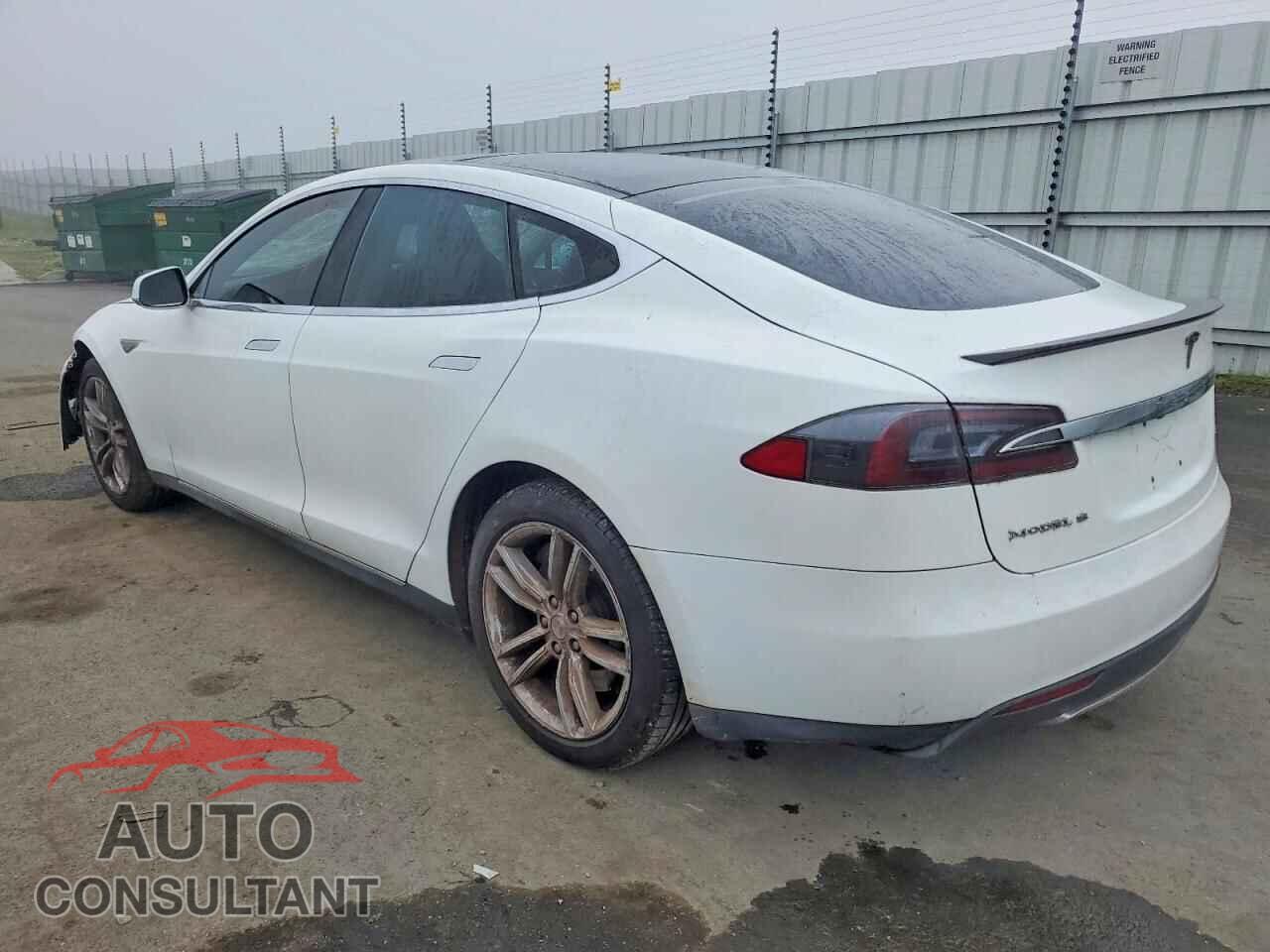 TESLA MODEL S 2013 - 5YJSA1CP1DFP04591