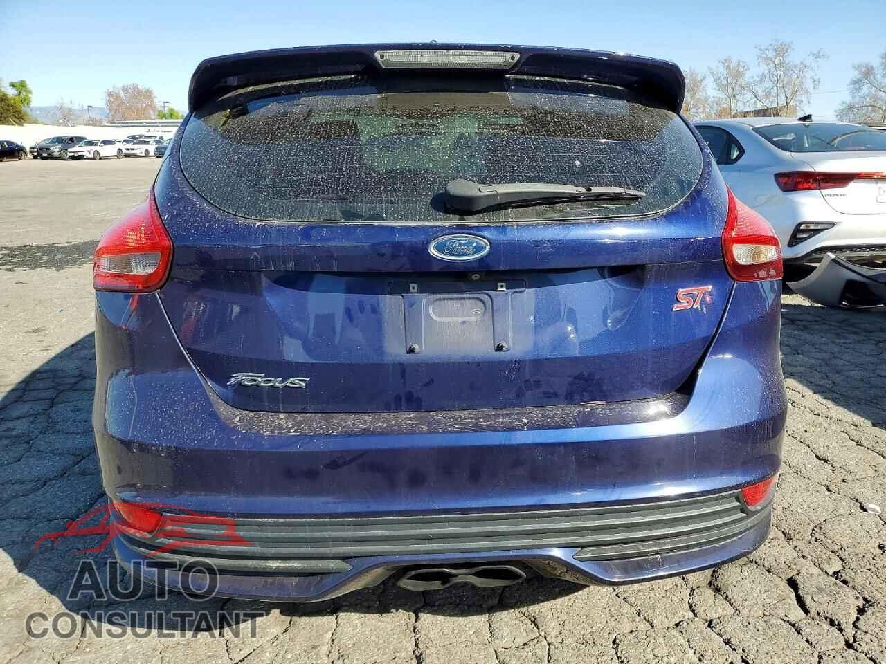 FORD FOCUS 2016 - 1FADP3L94GL233239