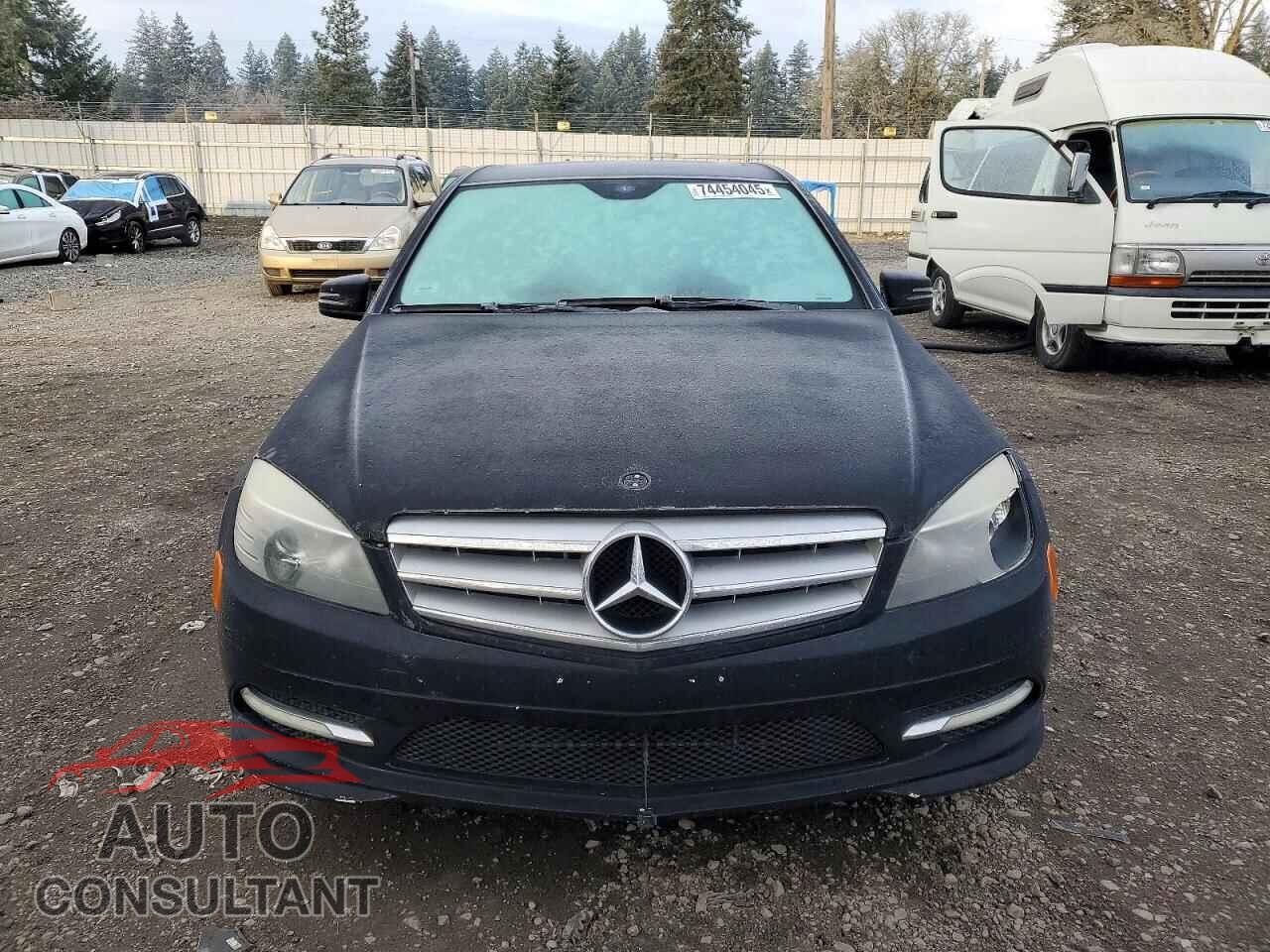 MERCEDES-BENZ C-CLASS 2011 - WDDGF5EB3BR136762