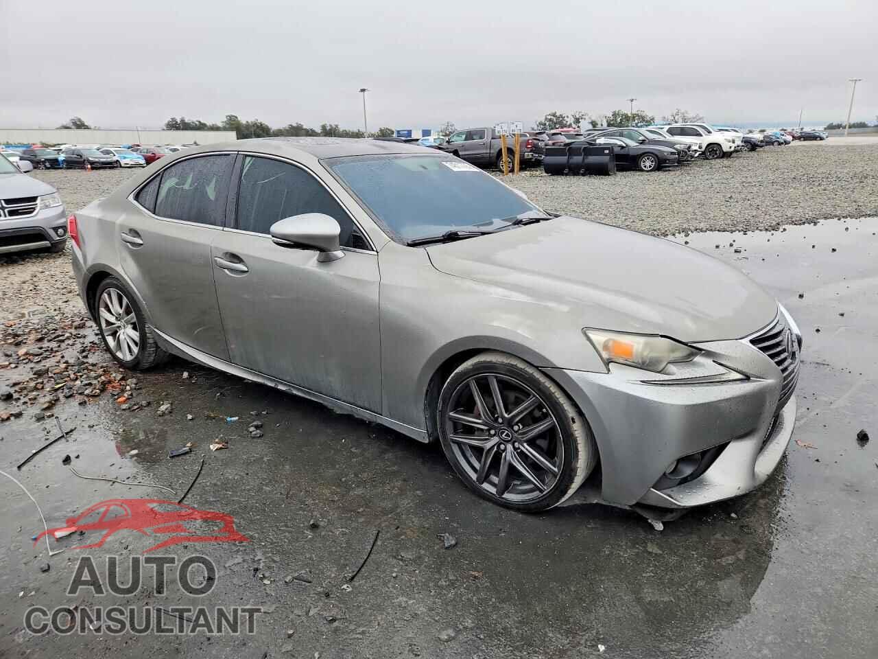 LEXUS IS 2014 - JTHBF1D25E5015479