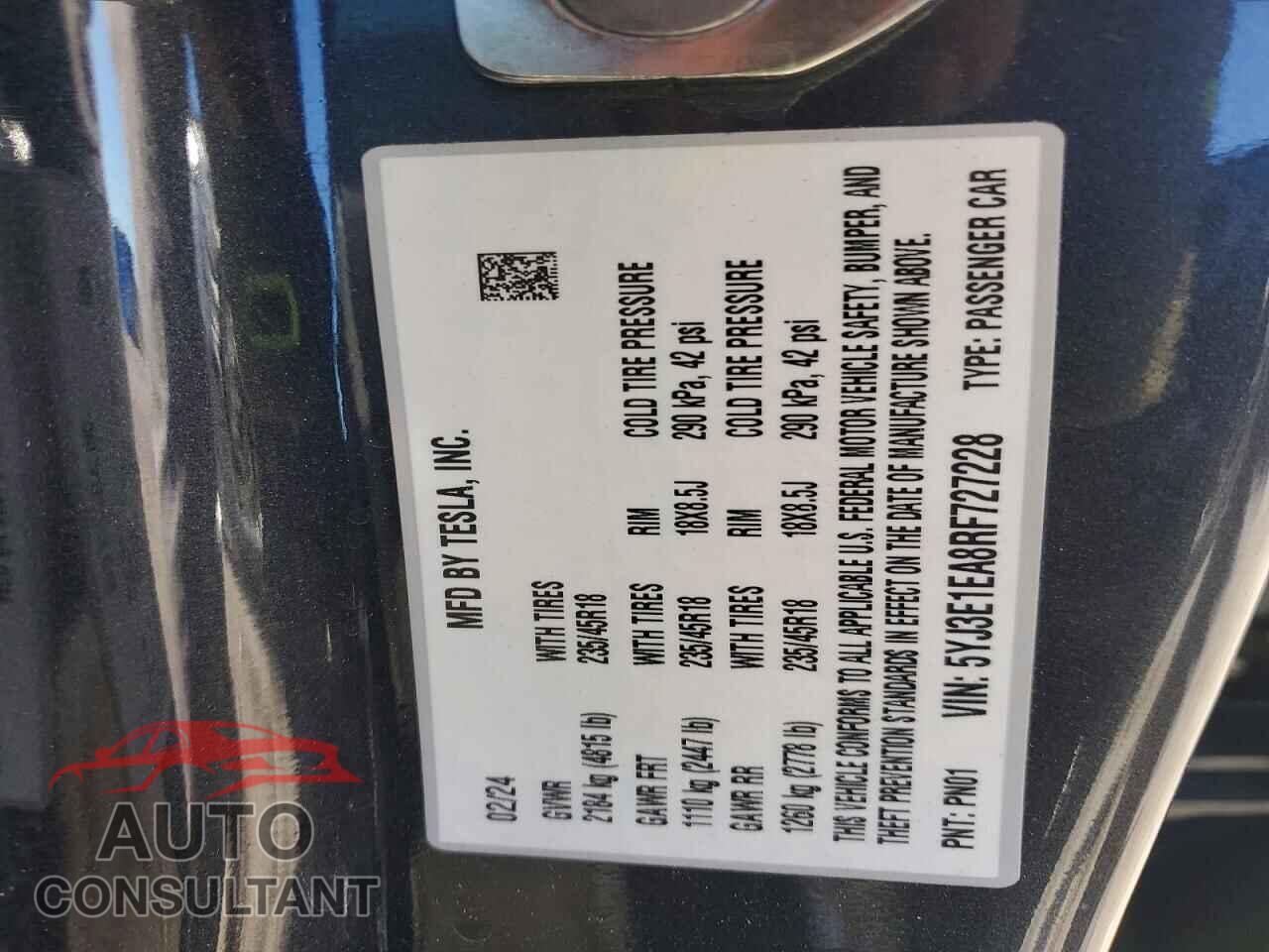 TESLA MODEL 3 2024 - 5YJ3E1EA8RF727228