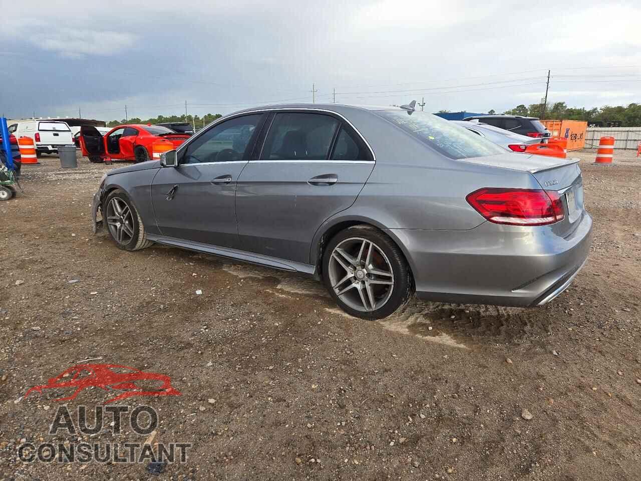 MERCEDES-BENZ E-CLASS 2015 - WDDHF5KB4FB137135