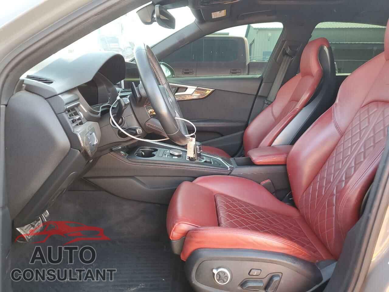 AUDI S4/RS4 2019 - WAUB4AF48KA033657