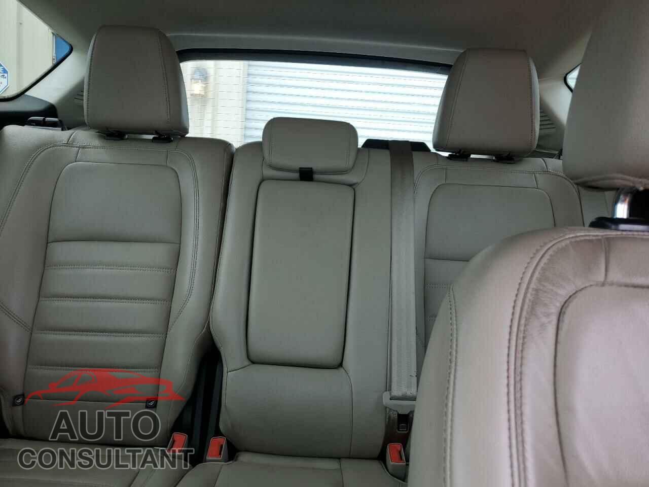 FORD CMAX 2017 - 1FADP5FU6HL109423