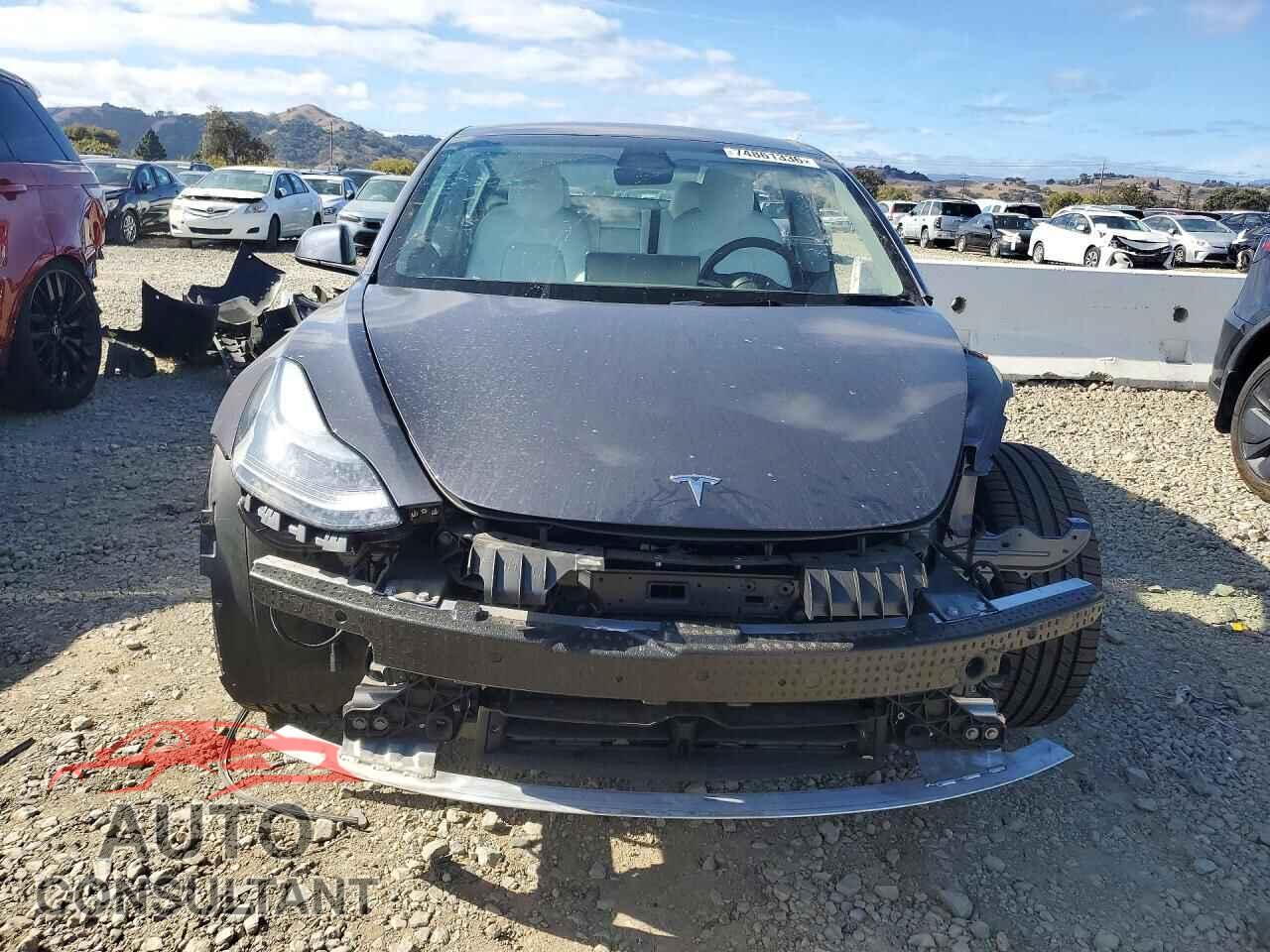 TESLA MODEL 3 2022 - 5YJ3E1EA2NF126231