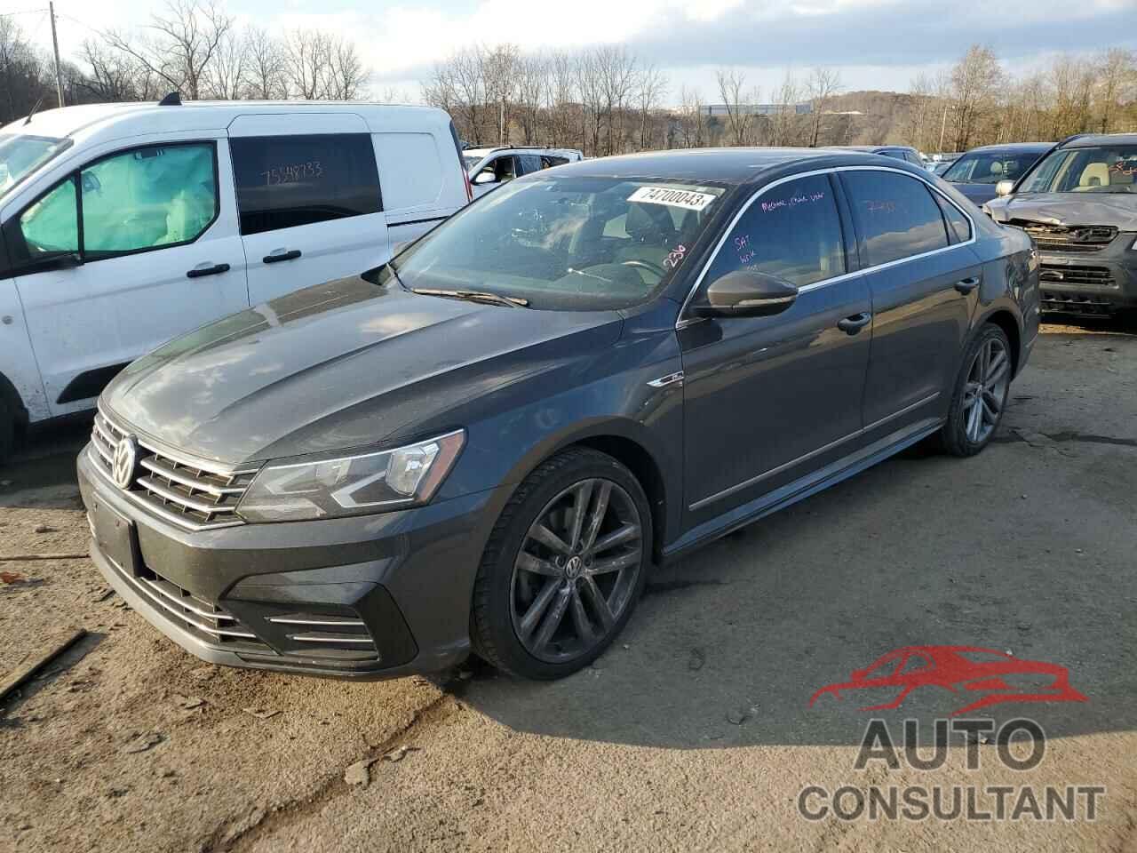 VOLKSWAGEN PASSAT 2017 - 1VWDT7A33HC066365