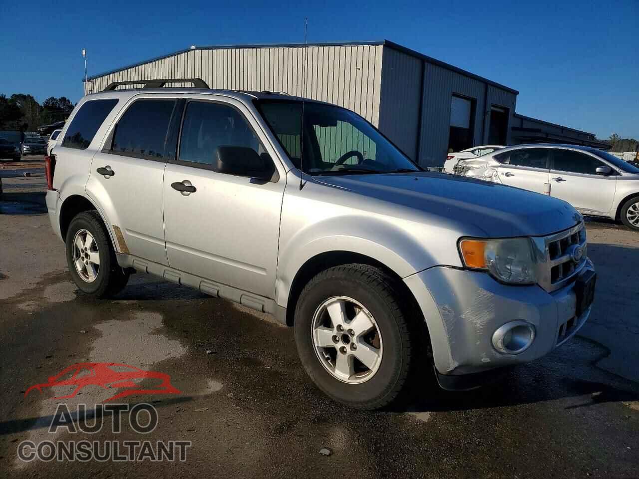 FORD ESCAPE 2010 - 1FMCU9D78AKC04026