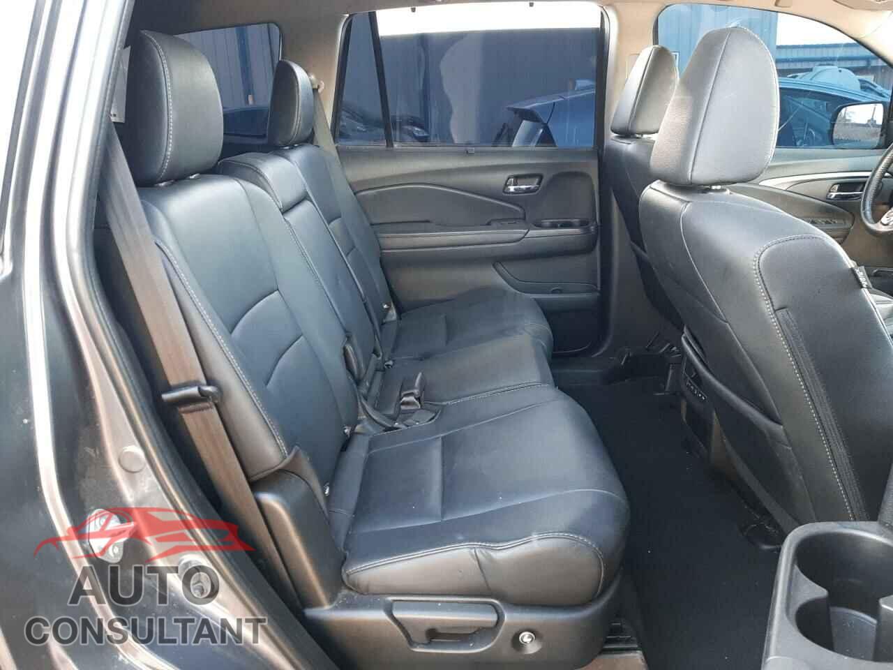 HONDA PILOT 2021 - 5FNYF5H22MB018303