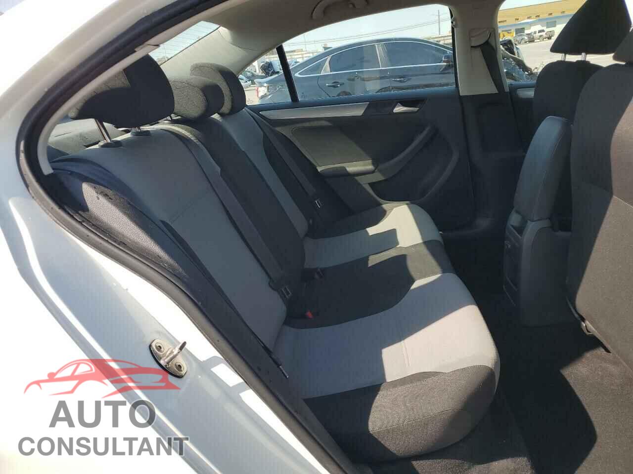 VOLKSWAGEN JETTA 2017 - 3VW2B7AJ3HM261843
