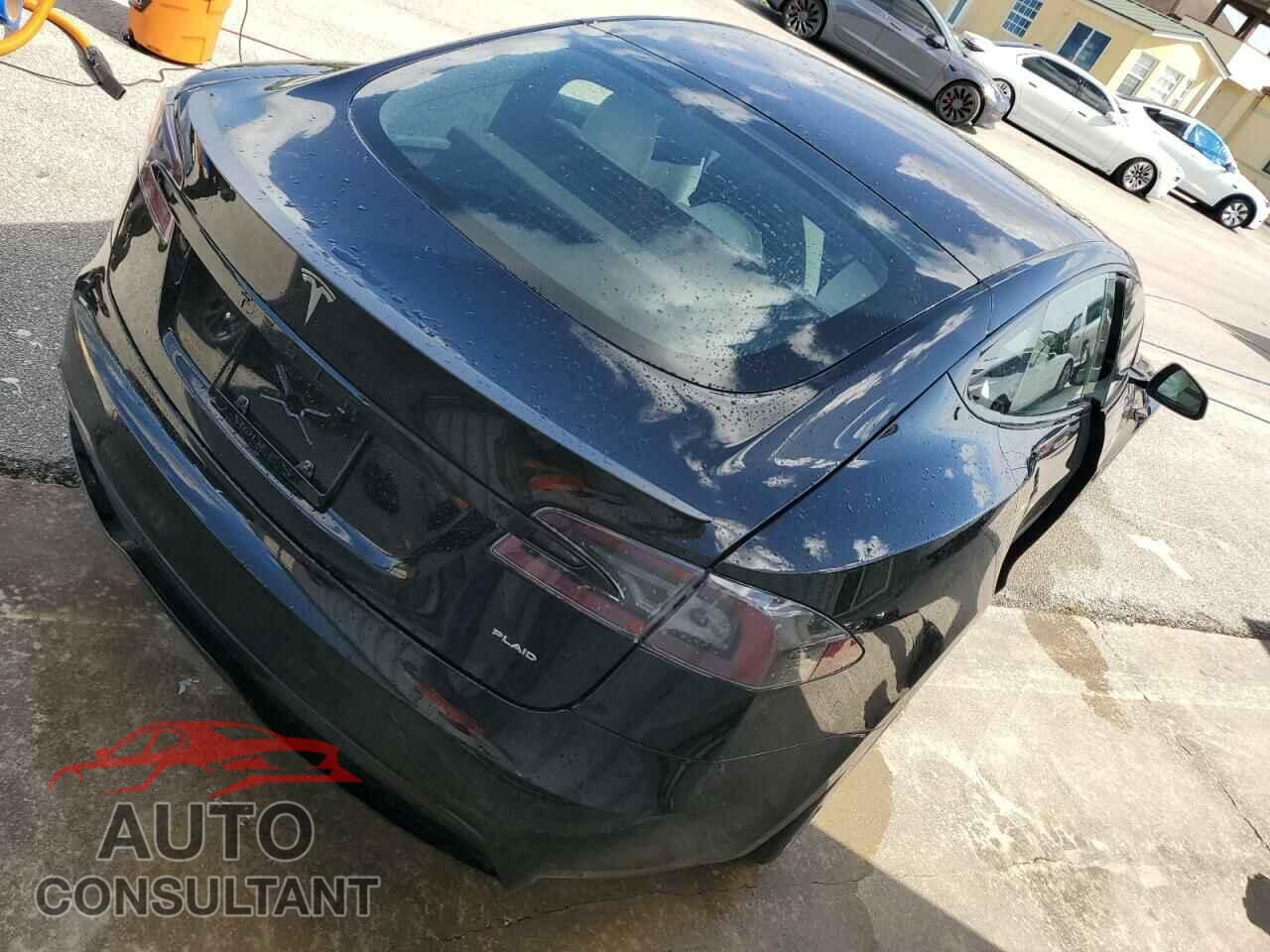 TESLA MODEL S 2022 - 5YJSA1E64NF461218