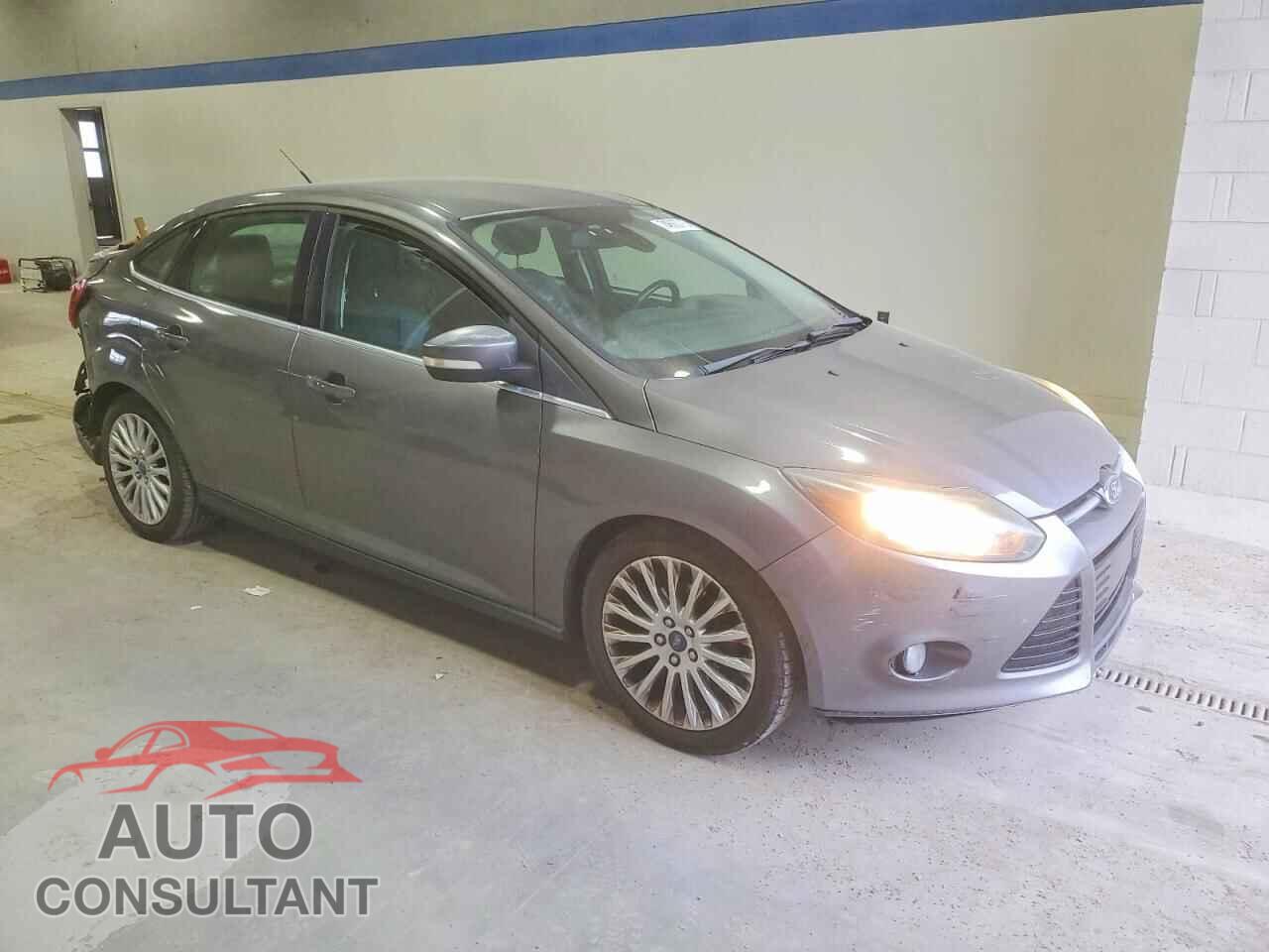 FORD FOCUS 2012 - 1FAHP3J27CL205145