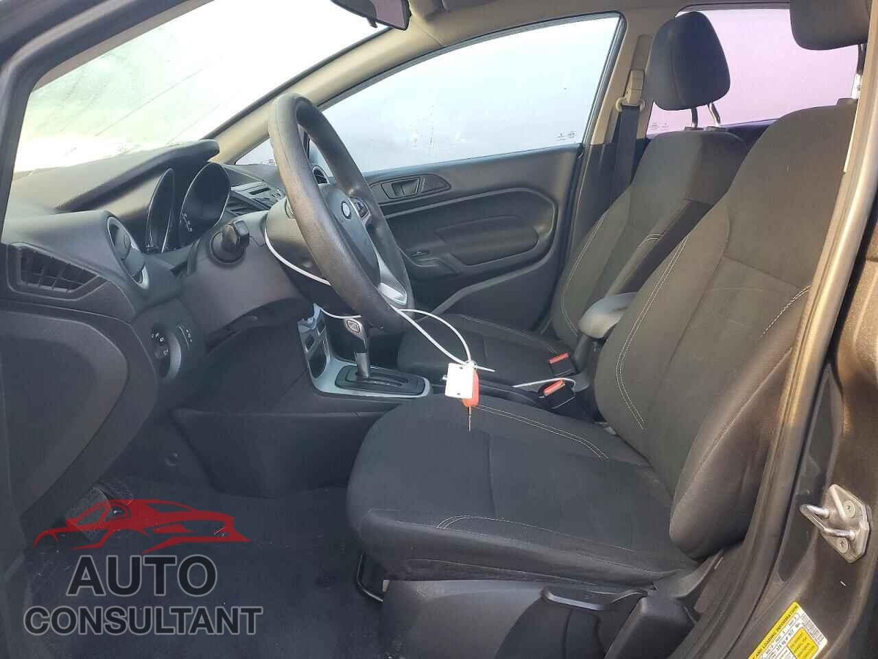FORD FIESTA 2017 - 3FADP4EJXHM130744