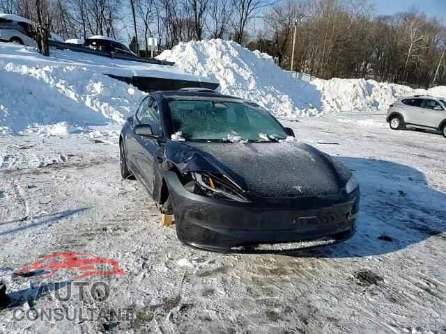 TESLA MODEL 3 2025 - 5YJ3E1EA2SF032815