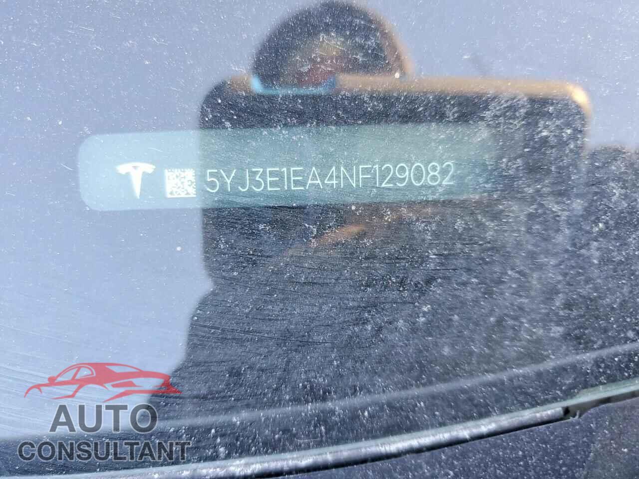 TESLA MODEL 3 2022 - 5YJ3E1EA4NF129082