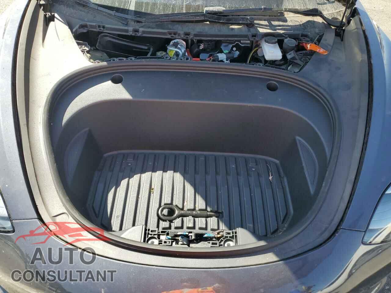 TESLA MODEL 3 2023 - 5YJ3E1EA3PF709720