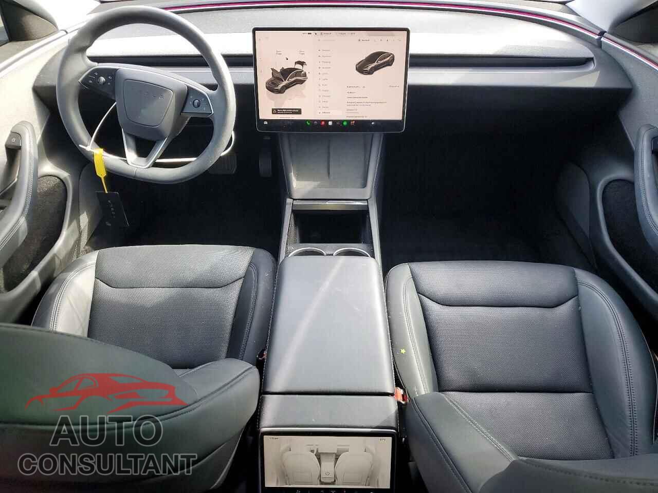 TESLA MODEL 3 2024 - 5YJ3E1EA0RF744458