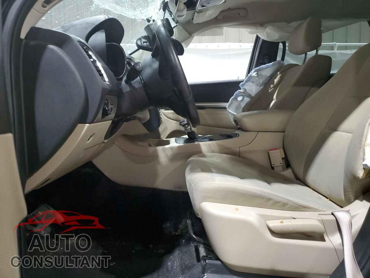 DODGE DURANGO 2018 - 1C4RDHAG2JC100865