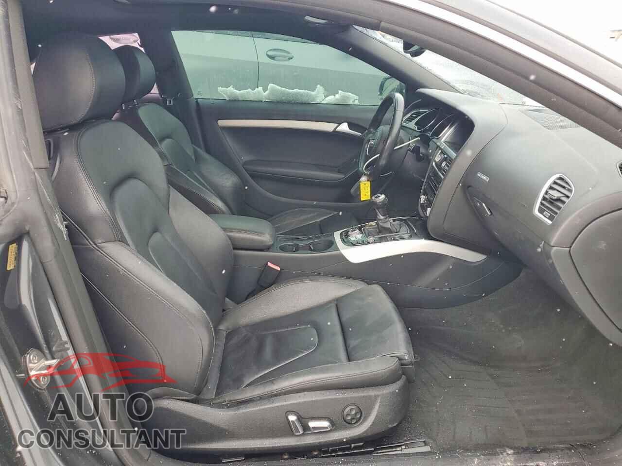 AUDI A5 2014 - WAUSFBFR3EA016670