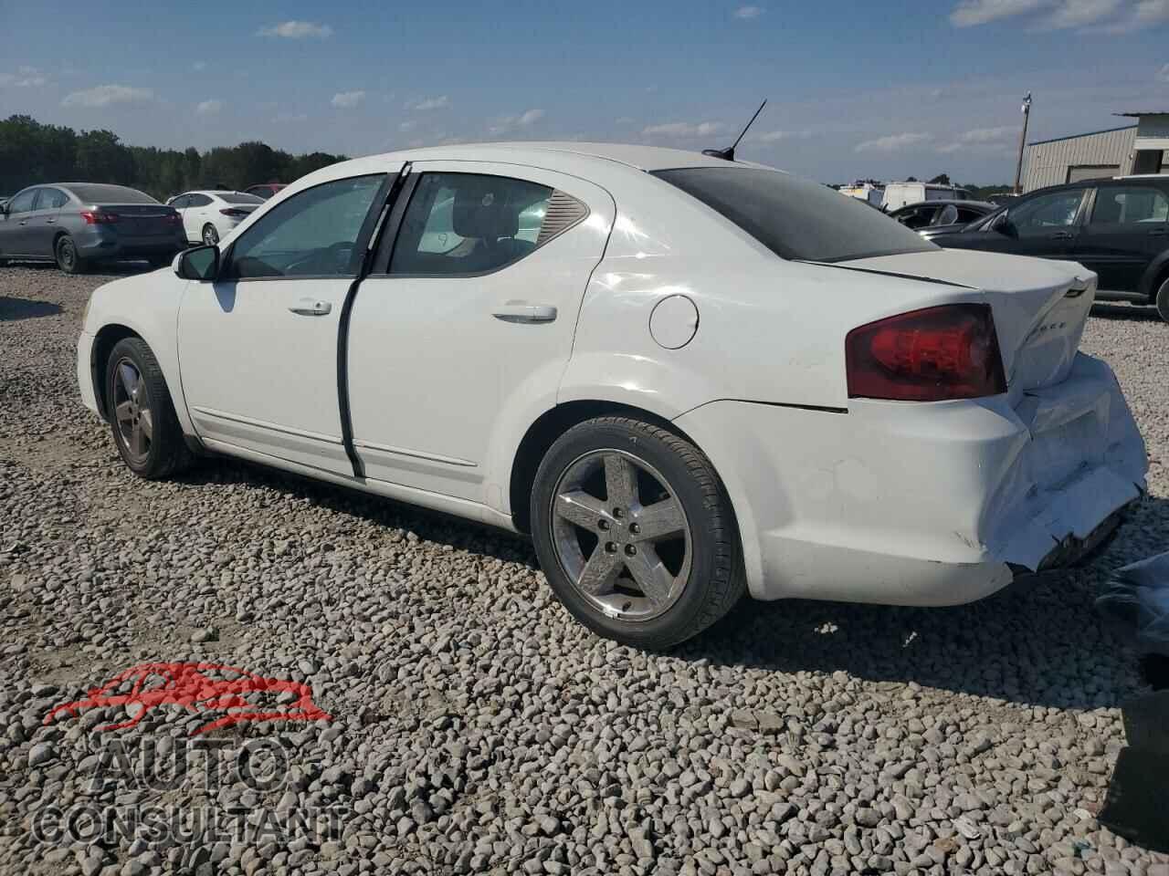DODGE AVENGER 2011 - 1B3BD1FB5BN561264
