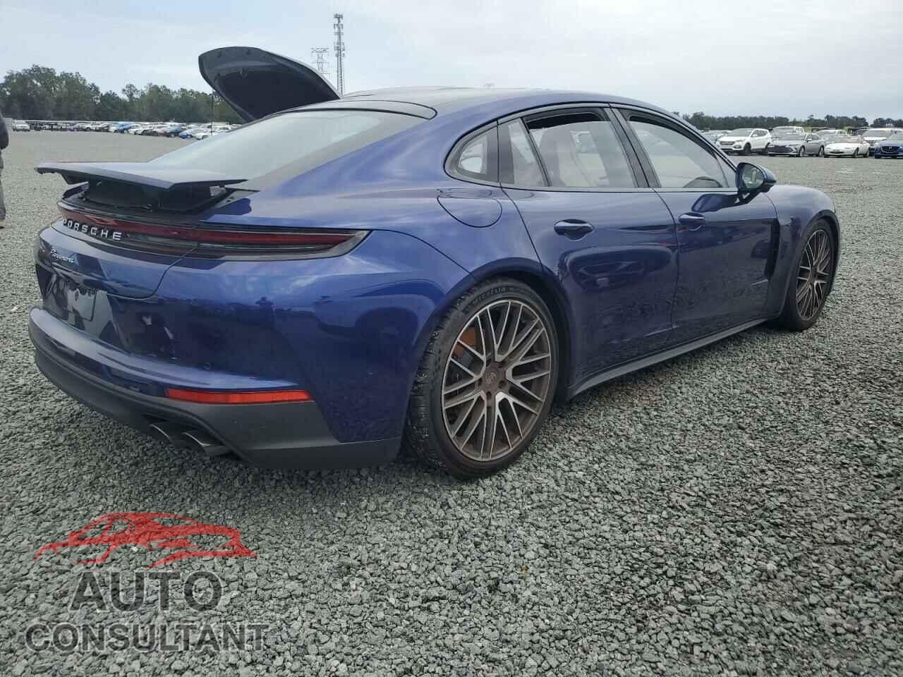 PORSCHE PANAMERA 2024 - WP0AA2YA6RL003409