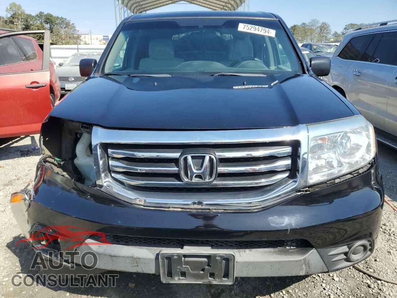 HONDA PILOT 2013 - 5FNYF3H21DB032147